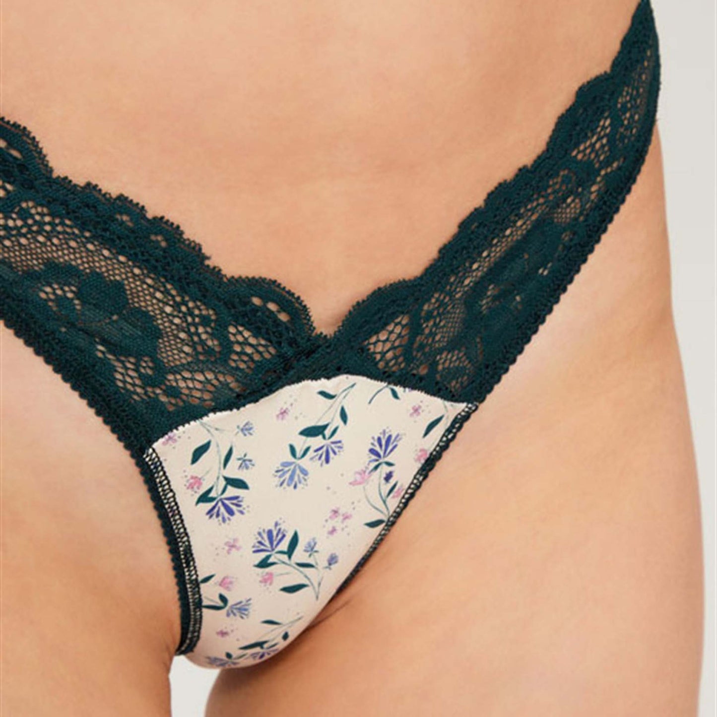 Patterned Lace Detailed Laser Cut Women thong